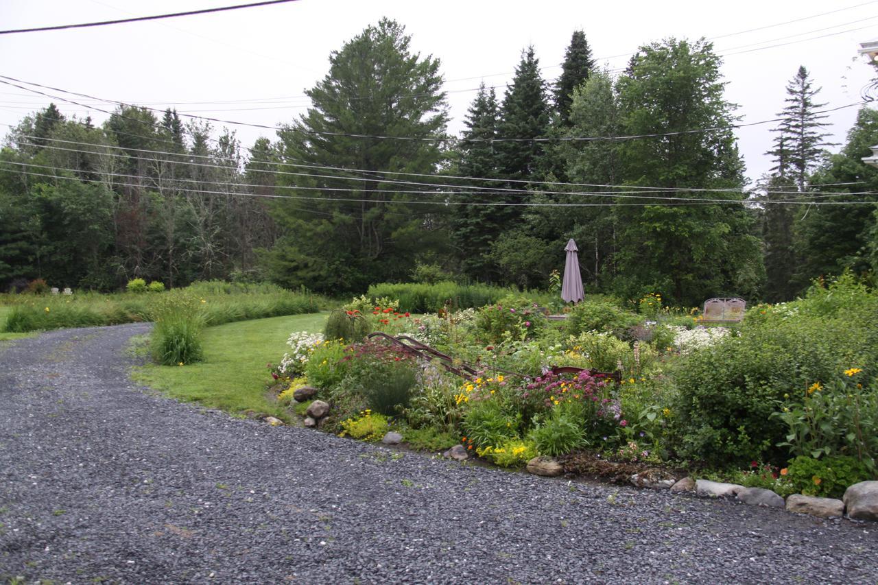 Auberge Taylor Manor Saint-Georges Exterior photo